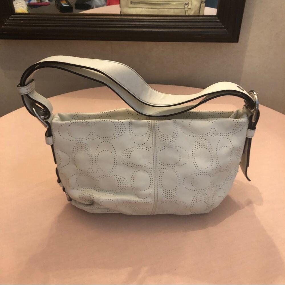 Coach Perforated Leather Shoulder Bag Crossbody Duffle Putty F19257